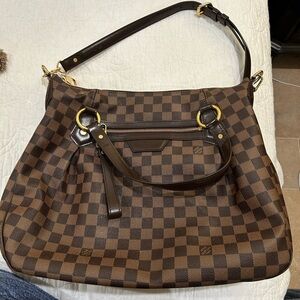 LOUIS VUTTON EVORA TOTE